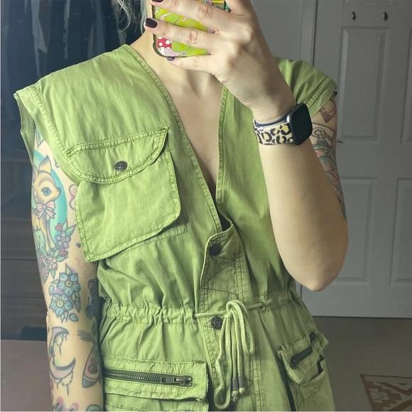 Free People We The Free Green Dusty River Gilet Vest Jacket XS Oversize Fit BNWT - Picture 3 of 9
